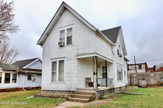 160 Oak Street, Rossford, OH 43460