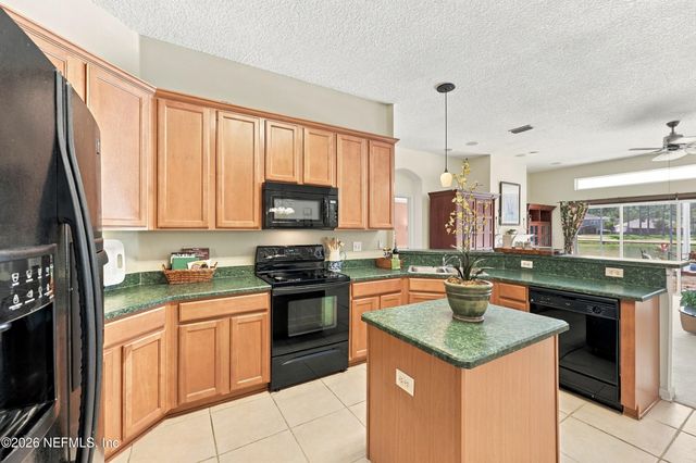 1747 CHATHAM VILLAGE Drive, Fleming Island, FL 32003