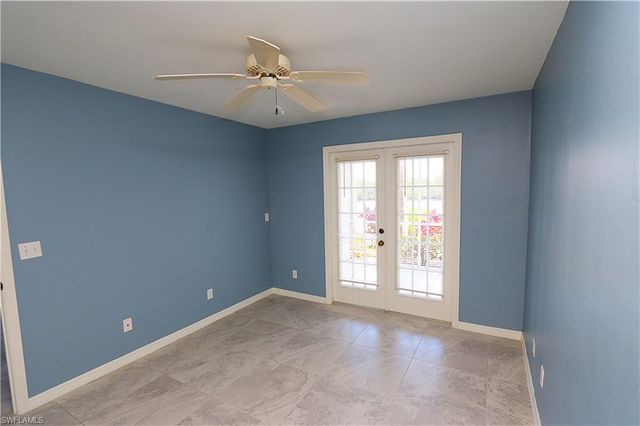 1305 Mainsail DR 1002, Naples, FL 34114