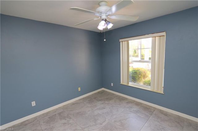 1305 Mainsail DR 1002, Naples, FL 34114