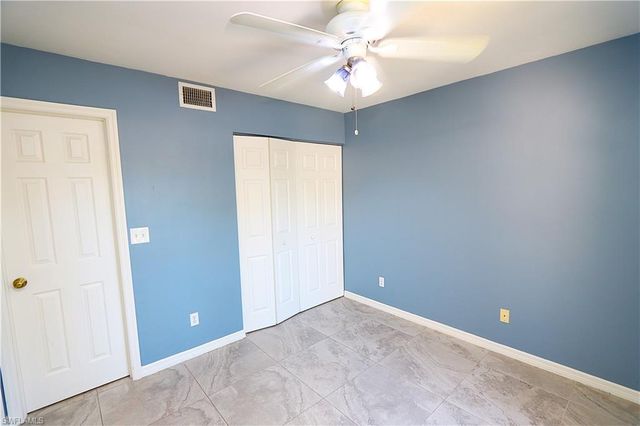 1305 Mainsail DR 1002, Naples, FL 34114