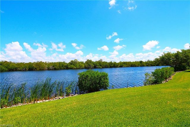 1305 Mainsail DR 1002, Naples, FL 34114