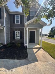 100 W Murrow Lane, Jacksonville, NC 28546