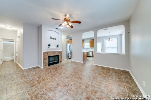 2802 Crusader Bnd, Schertz, TX 78108