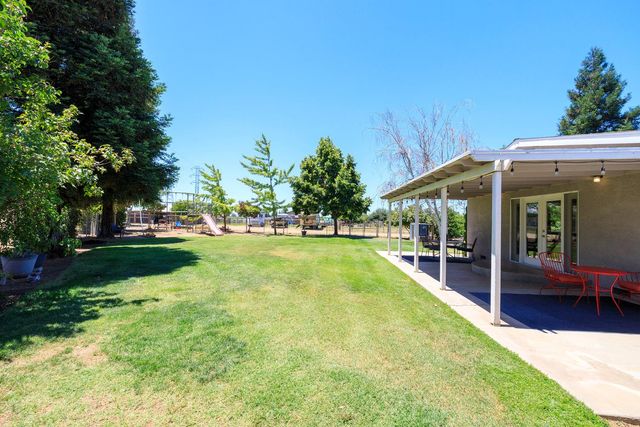 3342 Minniear Ave, Modesto, CA 95357
