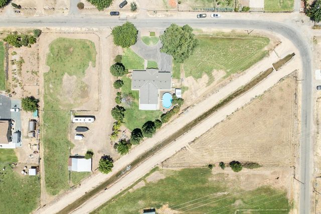 3342 Minniear Ave, Modesto, CA 95357