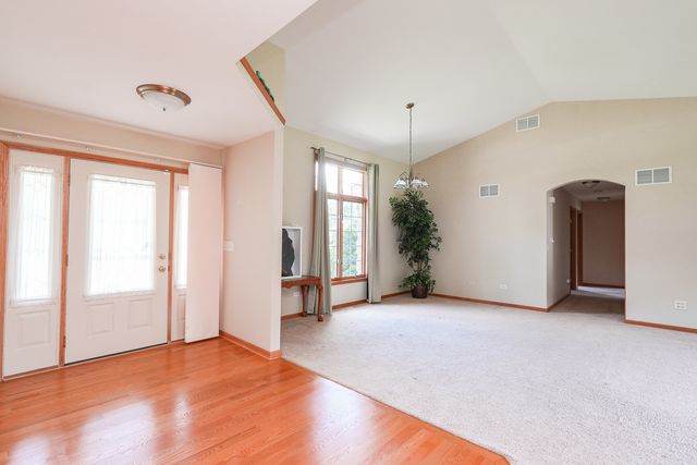 415 E Southmor Road, Morris, IL 60450