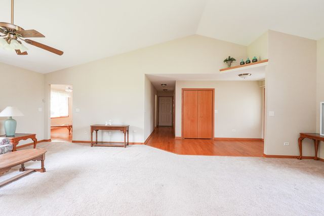 415 E Southmor Road, Morris, IL 60450