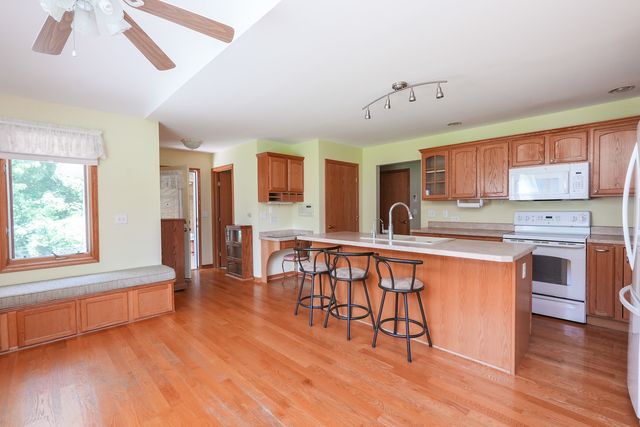 415 E Southmor Road, Morris, IL 60450