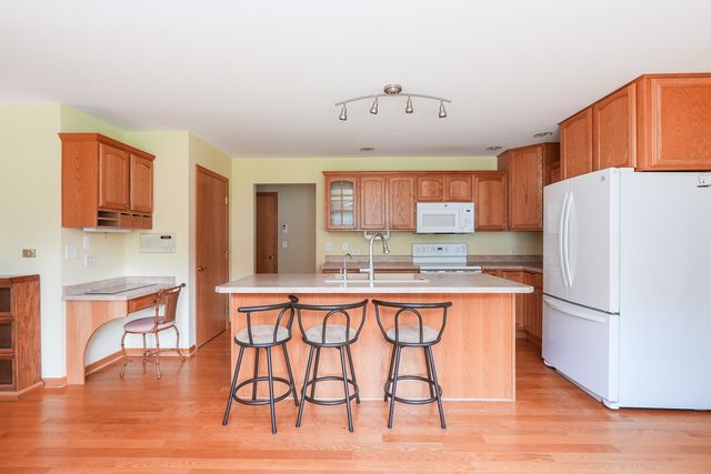415 E Southmor Road, Morris, IL 60450