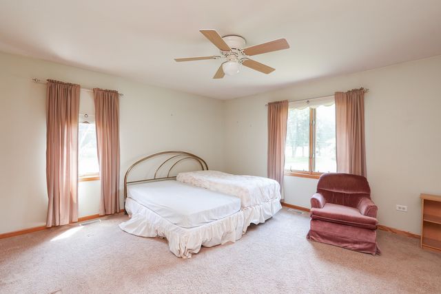 415 E Southmor Road, Morris, IL 60450