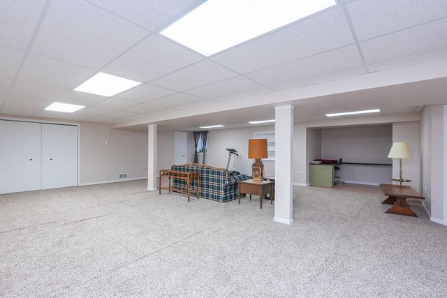 415 E Southmor Road, Morris, IL 60450