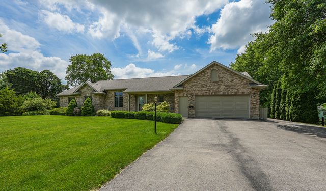 415 E Southmor Road, Morris, IL 60450