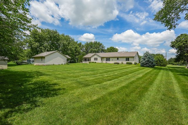 415 E Southmor Road, Morris, IL 60450