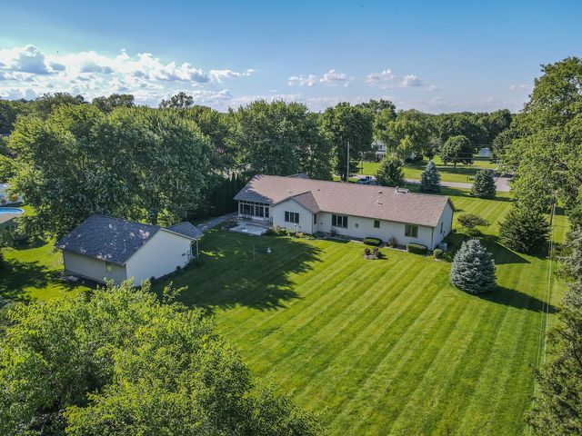415 E Southmor Road, Morris, IL 60450