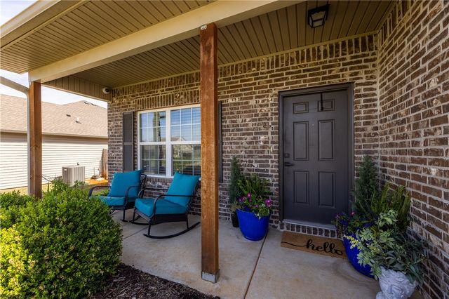 2500 Hickory Wood Avenue, Lowell, AR 72745