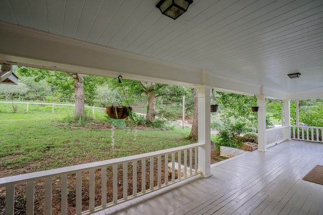 1461 Houston Valley Road, Ringgold, GA 30736
