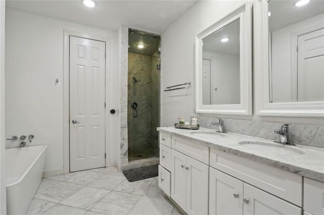 5684 River Oaks Place NW, Atlanta, GA 30327