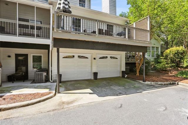 5684 River Oaks Place NW, Atlanta, GA 30327