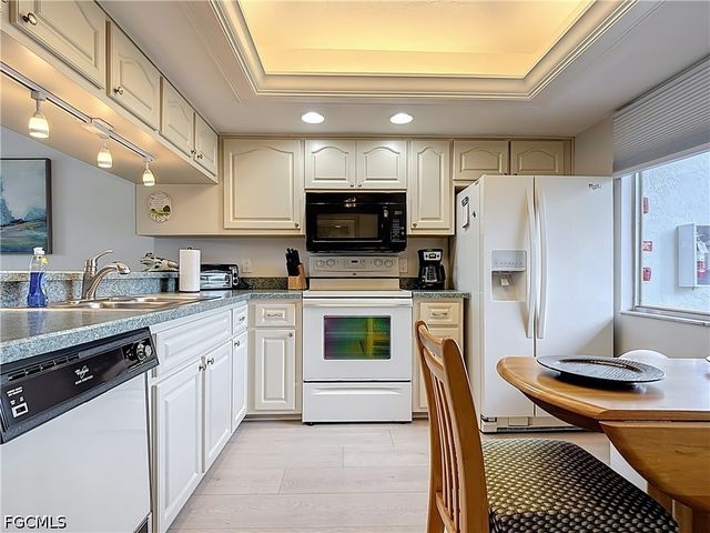 13080 WHITE MARSH LN 102, Fort Myers, FL 33912