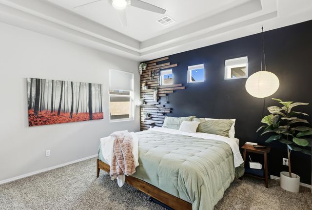 9035 S Sky Street NW, Albuquerque, NM 87114