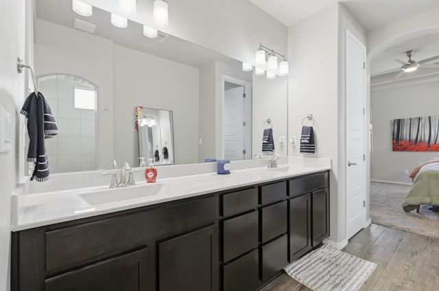 9035 S Sky Street NW, Albuquerque, NM 87114