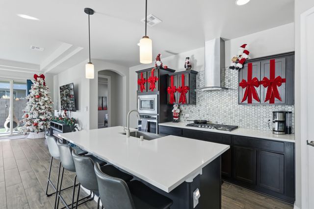 9035 S Sky Street NW, Albuquerque, NM 87114