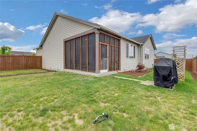 19911 138th Ave E, Graham, WA 98338