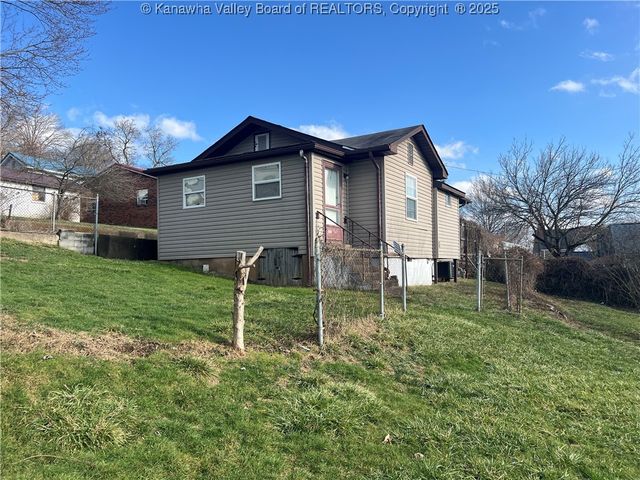 512 Butler Street, Charleston, WV 25302