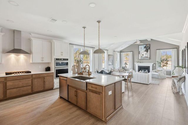 1026 Tributary Boulevard, Hollywood, SC 29449