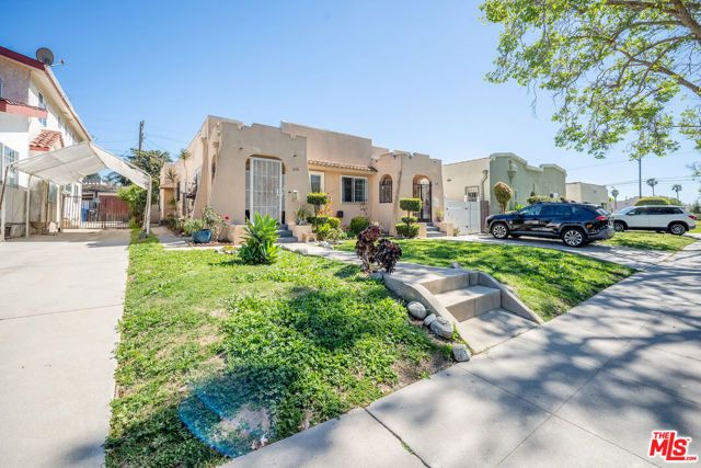 936 S Lucerne Boulevard, Los Angeles, CA 90019