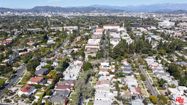 936 S Lucerne Boulevard, Los Angeles, CA 90019