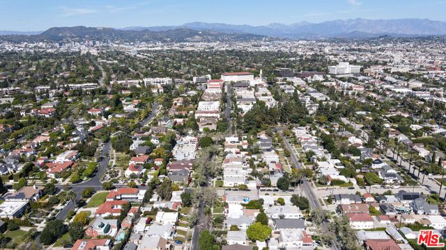 936 S Lucerne Boulevard, Los Angeles, CA 90019