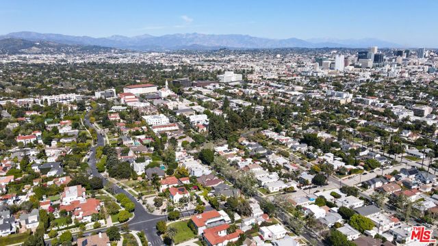 936 S Lucerne Boulevard, Los Angeles, CA 90019