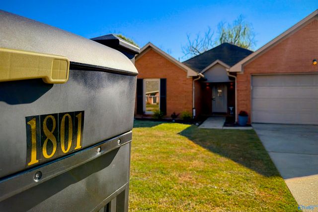 1801 Smith Avenue SW, Decatur, AL 35603