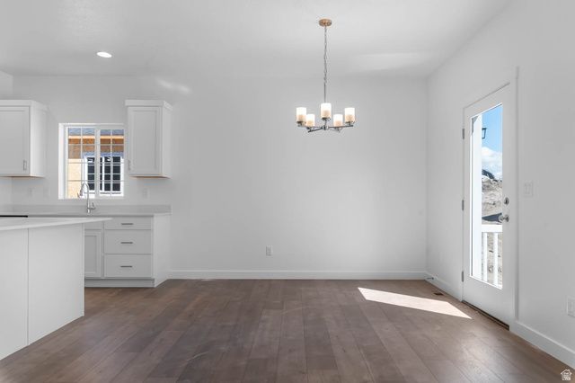 8211 W DIAMOND PEAK WAY, Magna, UT 84044