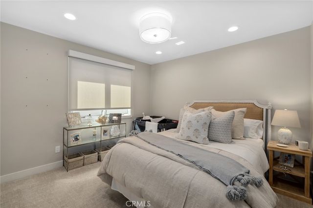 219 Diamond Avenue, Newport Beach, CA 92662