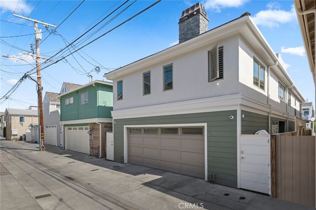 219 Diamond Avenue, Newport Beach, CA 92662