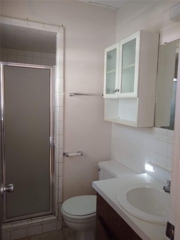 501 Bay Shore Drive, Garland, TX 75040