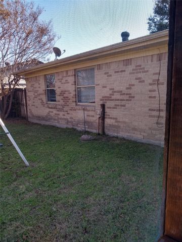 501 Bay Shore Drive, Garland, TX 75040