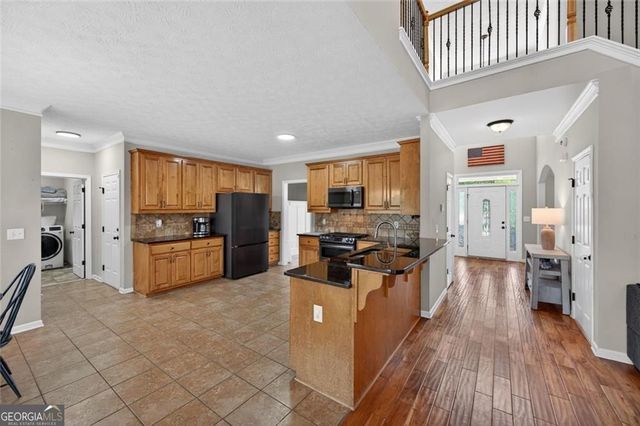 1530 Misty Valley Drive, Lawrenceville, GA 30045