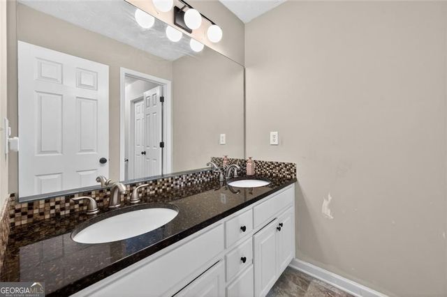 1530 Misty Valley Drive, Lawrenceville, GA 30045