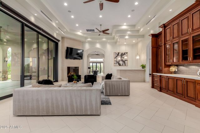 33130 N 81ST Street, Scottsdale, AZ 85266