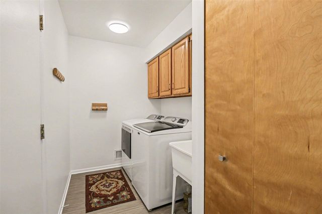 580 Trego Circle, Ann Arbor, MI 48103