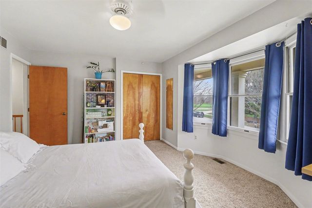 580 Trego Circle, Ann Arbor, MI 48103