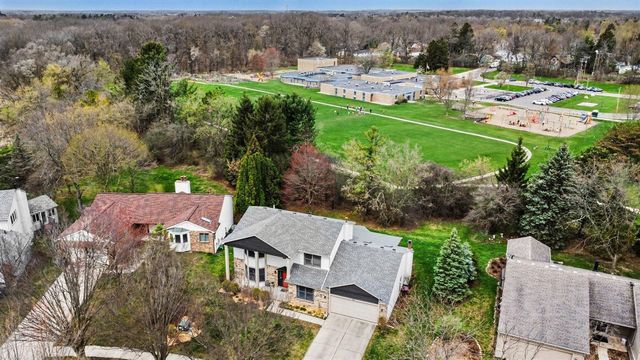 580 Trego Circle, Ann Arbor, MI 48103