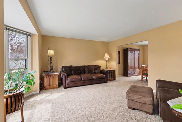 580 Trego Circle, Ann Arbor, MI 48103