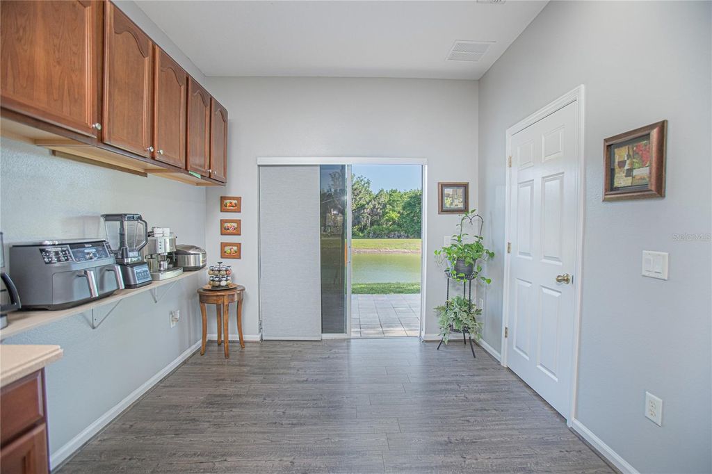 Image 12 of property listing at 1355 HONEY BLOSSOM DRIVE, Orlando, FL 32824