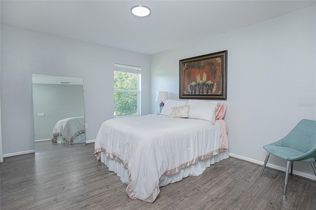 Image 15 of property listing at 1355 HONEY BLOSSOM DRIVE, Orlando, FL 32824