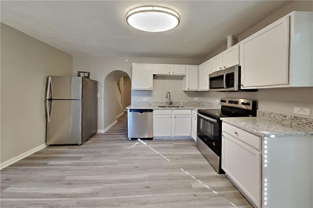 1273 Royal Ives Court, Lawrenceville, GA 30045